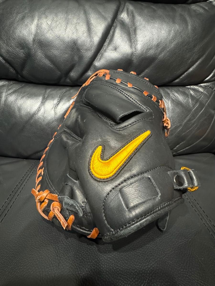 極美品】廃盤 NIKE JOH 08 SIGNATURE MODEL 捕手ミット ナイキ 極美品】廃盤 NIKE JOH 08 SIGNATURE MODEL 捕手ミット ナイキ