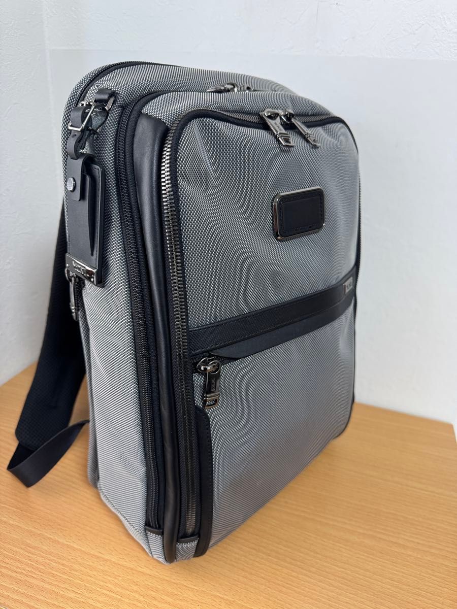定価110000円 新品 TUMI トゥミ ALPHA3 2603581MTGY3 バッグ 定価110000円 新品 TUMI トゥミ ALPHA3 2603581MTGY3 バッグ
