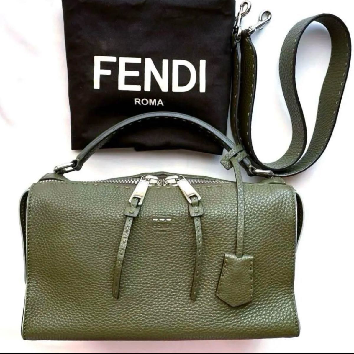 美品】FENDI フェンディ セレリア レイ 2wayショルダーバッグ 美品】FENDI フェンディ セレリア レイ 2wayショルダーバッグ