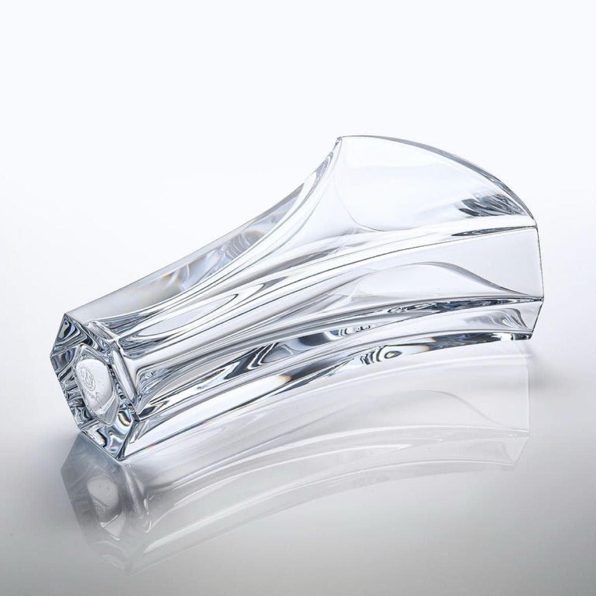 新品箱付 バカラBaccarat ギンコベースS 花瓶 フラワーベース 新品箱付 バカラBaccarat ギンコベースS 花瓶 フラワーベース