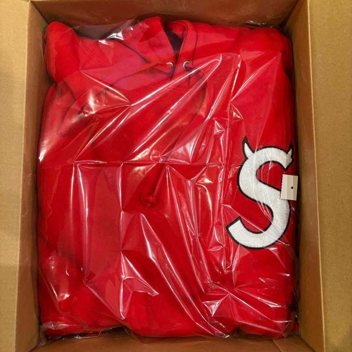 半タグ付】Supreme S Logo Hooded Sweatshirt 22AW ツノ デビル 半タグ付】Supreme S Logo Hooded Sweatshirt 22AW ツノ デビル