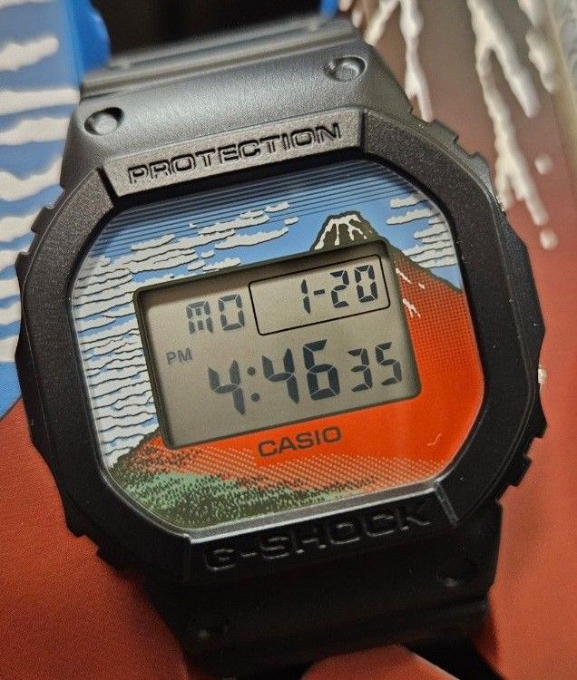 CASIO G-SHOCK 葛飾北斎 DW-5600KHK24-1JR KHG24-1JR 新品 ペア CASIO G-SHOCK 葛飾北斎 DW-5600KHK24-1JR KHG24-1JR 新品 ペア