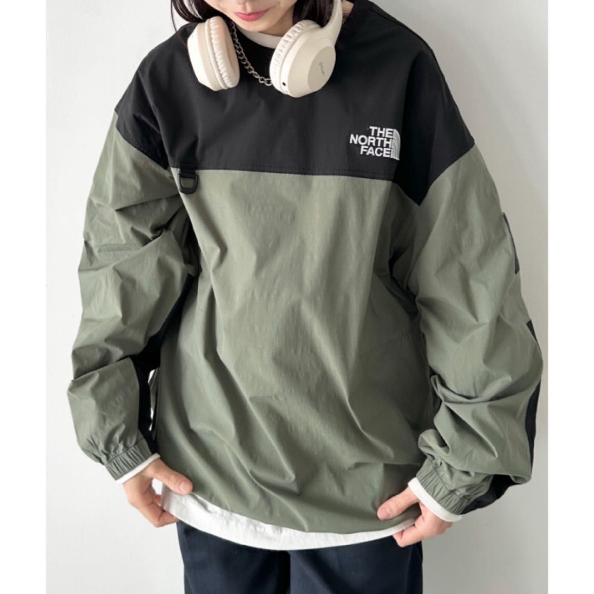 ノースフェイス 韓国限定品 バイカラー 切替ワンポイント クルー ノースフェイス 韓国限定品 バイカラー 切替ワンポイント クルー