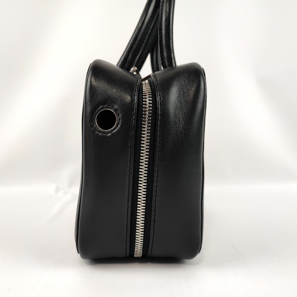 美品 michino PARIS ミチノパリ ピガールバッグ スモール ハロー 美品 michino PARIS ミチノパリ ピガールバッグ スモール ハロー