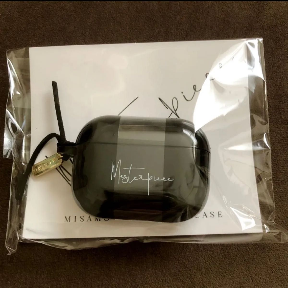 新品未使用 MISAMO ミサモ Masterpiece イヤホンケース AirPods 新品未使用 MISAMO ミサモ Masterpiece イヤホンケース AirPods