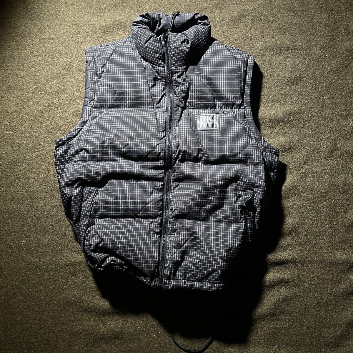 90s DKNY ダナキャランニューヨーク リップストップ ナイロン 90s DKNY ダナキャランニューヨーク リップストップ ナイロン