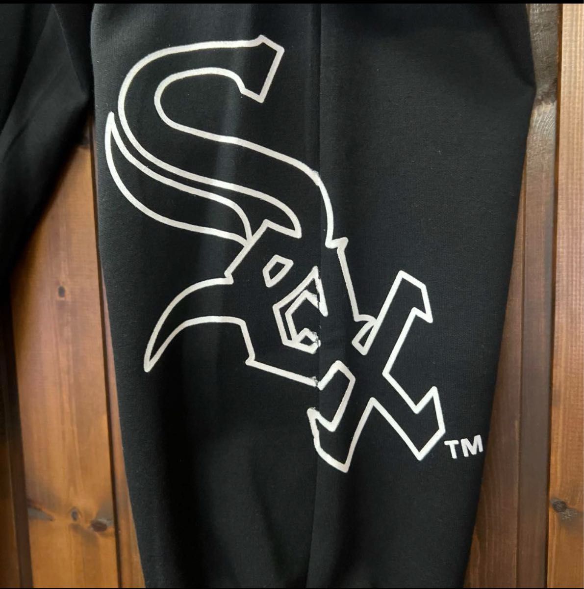 レア希少 新品未使用 MLB公式 XL ホワイトソックス セットアップ レア希少 新品未使用 MLB公式 XL ホワイトソックス セットアップ