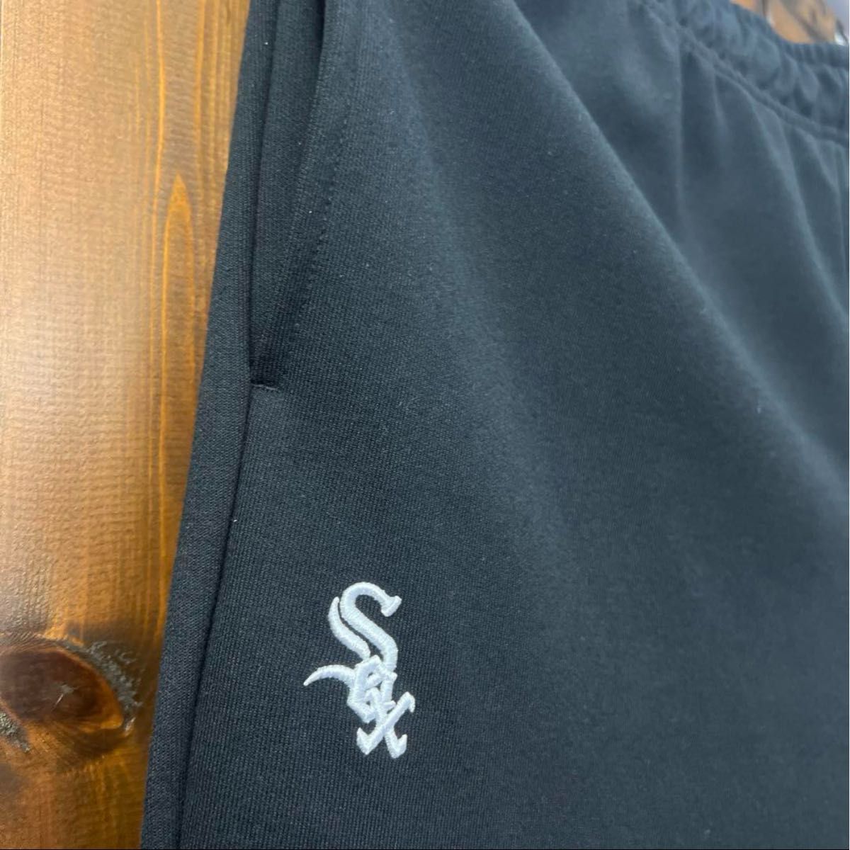 レア希少 新品未使用 MLB公式 XL ホワイトソックス セットアップ レア希少 新品未使用 MLB公式 XL ホワイトソックス セットアップ