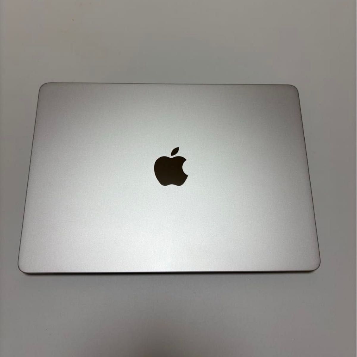 Apple MacBook Air M3 13インチ 2024年モデル 24GB 2TB スター Apple MacBook Air M3 13インチ 2024年モデル 24GB 2TB スター