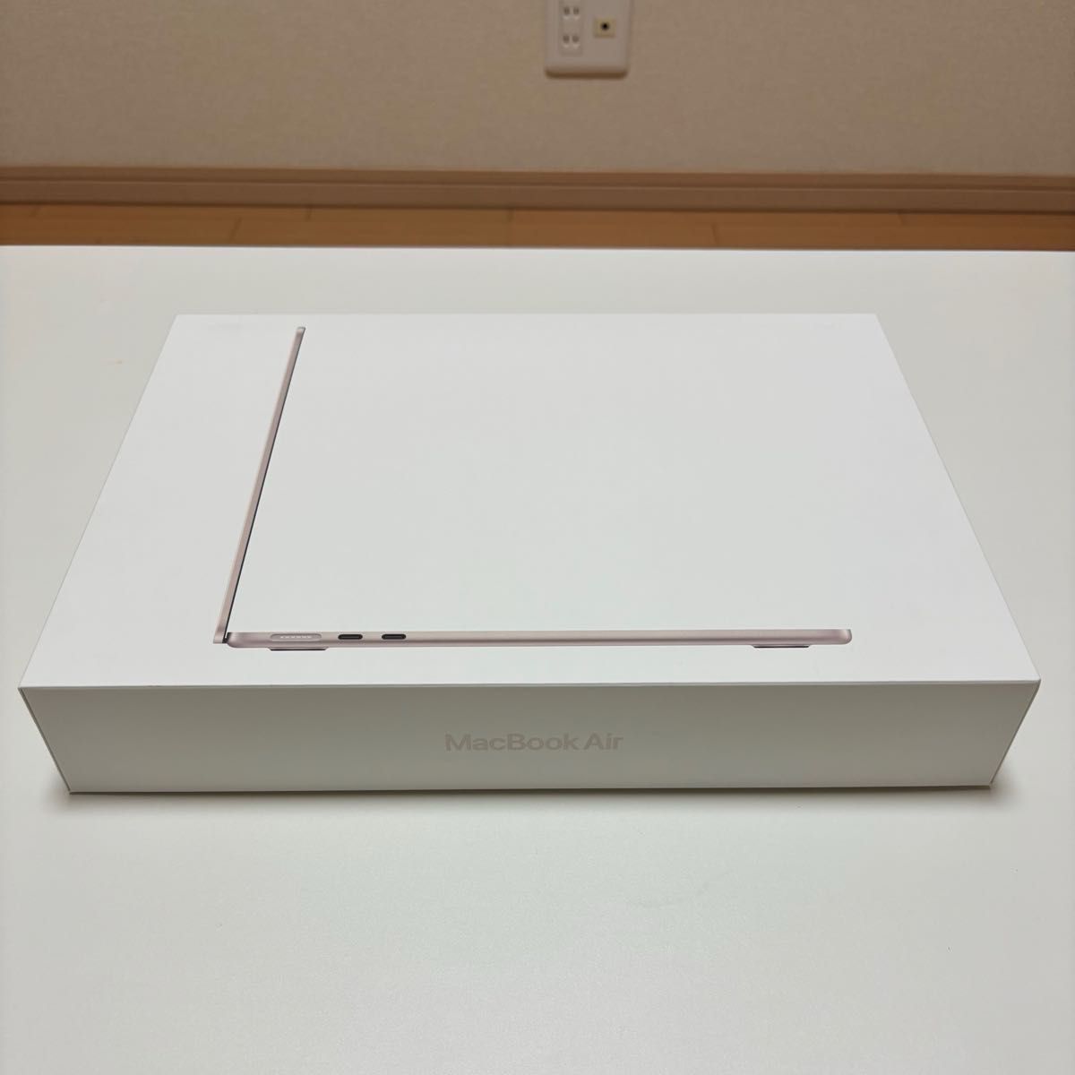 Apple MacBook Air M3 13インチ 2024年モデル 24GB 2TB スター Apple MacBook Air M3 13インチ 2024年モデル 24GB 2TB スター