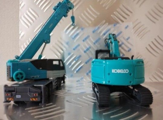 KOBELCO クレーン ラフタークレーン ミニカー ダイキャスト KOBELCO クレーン ラフタークレーン ミニカー ダイキャスト