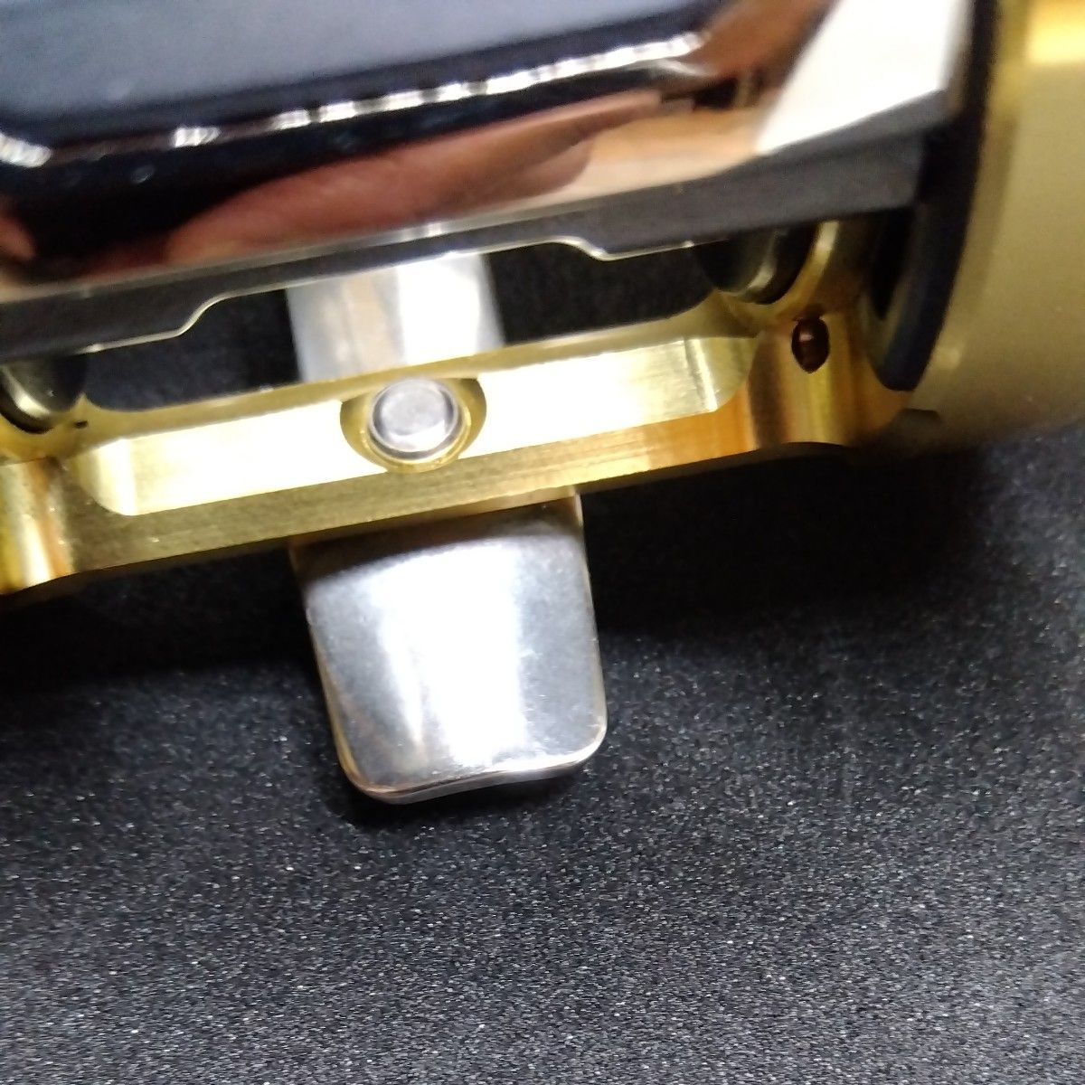 シマノ 23カルカッタコンクエストMD 400XGLH 右ハンドル ベイト シマノ 23カルカッタコンクエストMD 400XGLH 右ハンドル ベイト