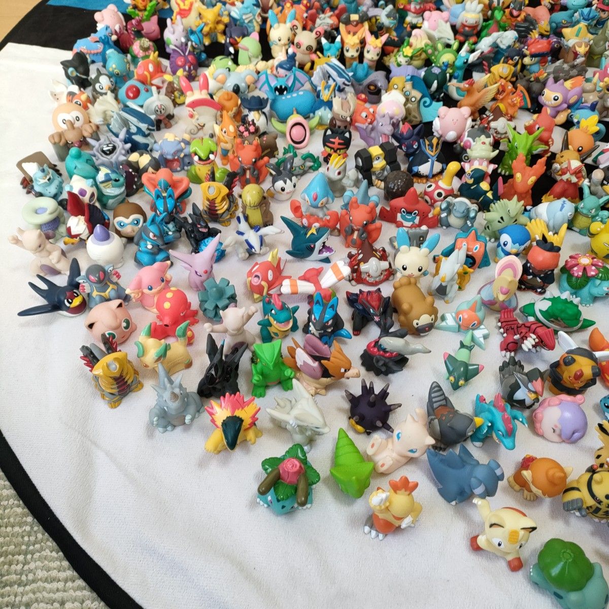 指人形 ポケットモンスター ポケモン指人形大量 600個前後 指人形 ポケットモンスター ポケモン指人形大量 600個前後