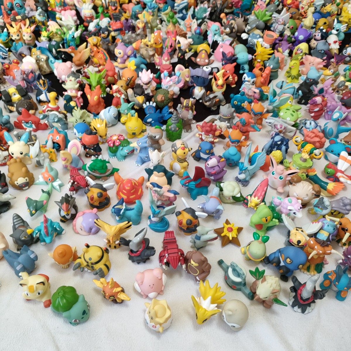指人形 ポケットモンスター ポケモン指人形大量 600個前後 指人形 ポケットモンスター ポケモン指人形大量 600個前後