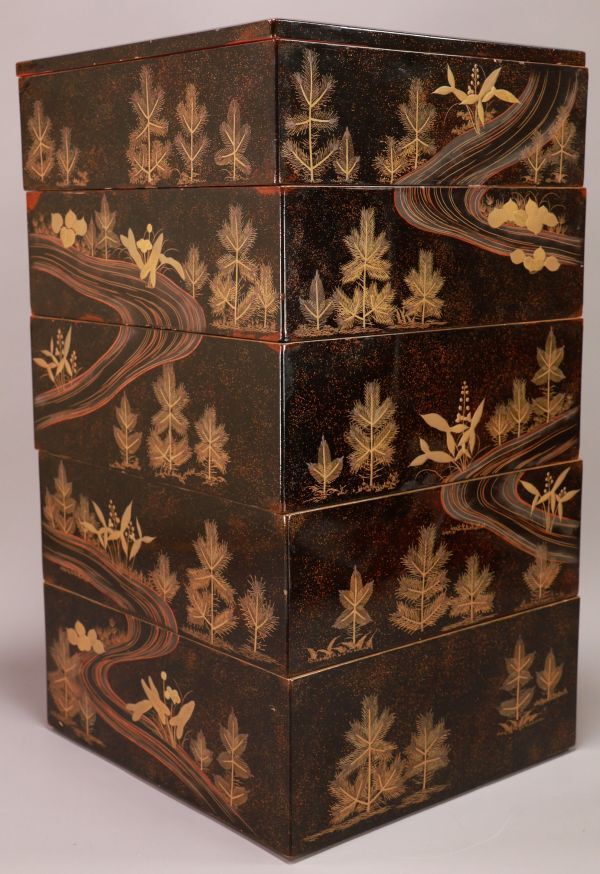 Saku BJ070 時代輪島塗 明治期 流水金蒔絵 本硬地 五段重 重箱 BJ070 時代輪島塗 明治期 流水金蒔絵 本硬地 五段重 重箱 松