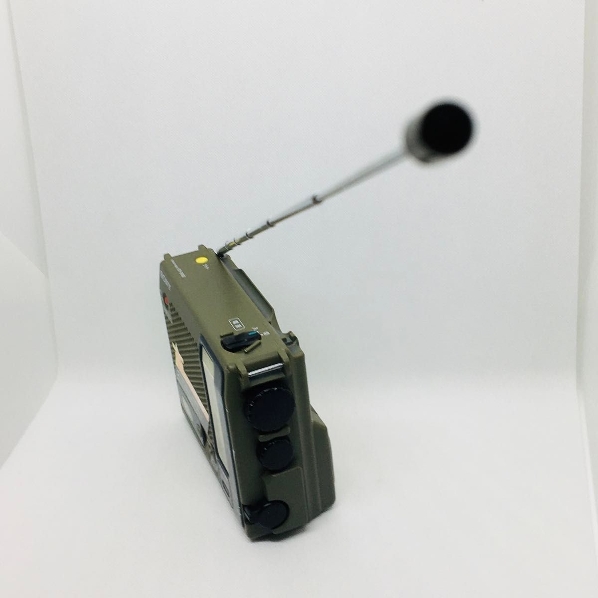 動作品】SONY ICF-B100 新品リチウム電池付き FM/AM 防災ラジオ 動作品】SONY ICF-B100 新品リチウム電池付き FM/AM 防災ラジオ