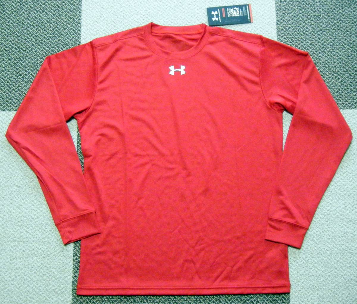  Under Armor UNDER ARMOUR training for high performance long sleeve T-shirt red color size SM. sweat speed ./ stretch function regular price 4,400 jpy 