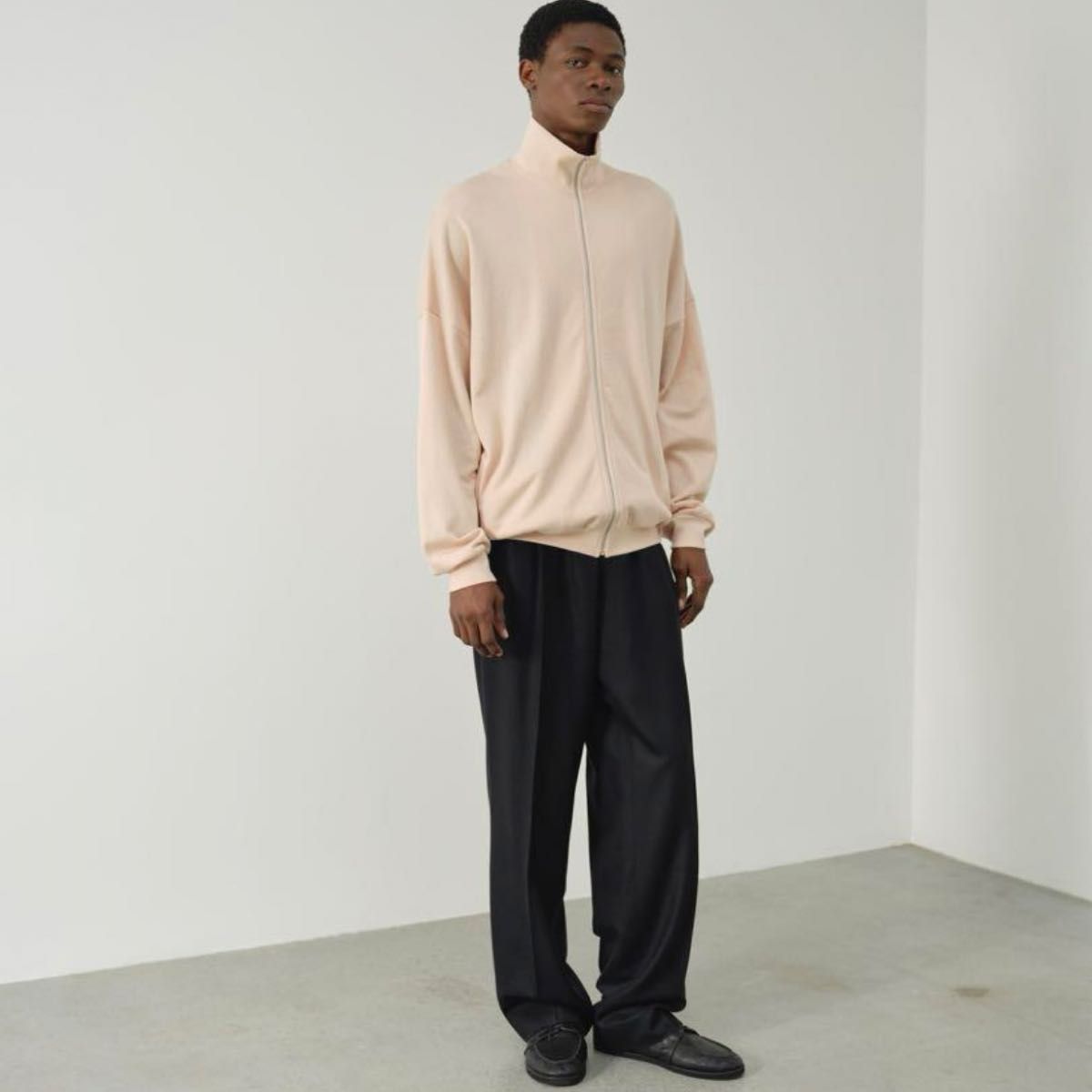 AURALEE 24aw LIGHT WOOL MAX GABARDINE TWO-TUCK SLACKS|Yahoo AURALEE 24aw LIGHT WOOL MAX GABARDINE TWO-TUCK SLACKS|Yahoo