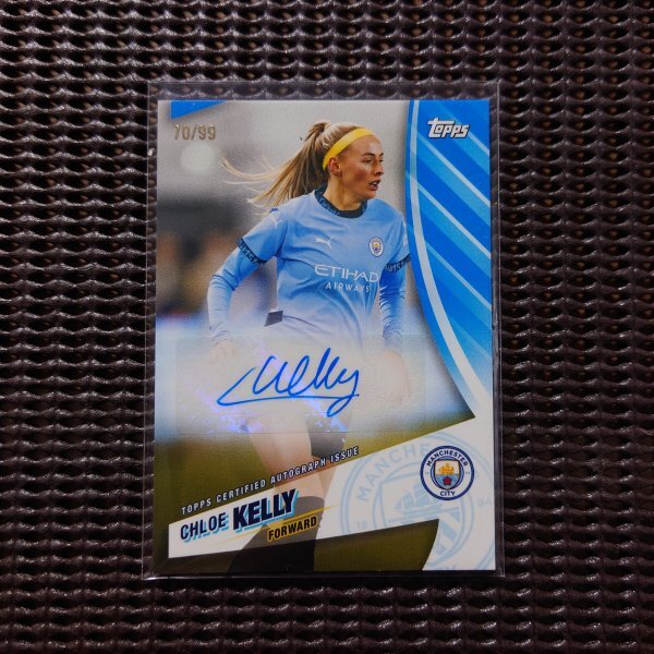 99シリ Chloe Kelly 女子サッカー 直筆サイン Blue パラレル 99シリ Chloe Kelly 女子サッカー 直筆サイン Blue パラレル