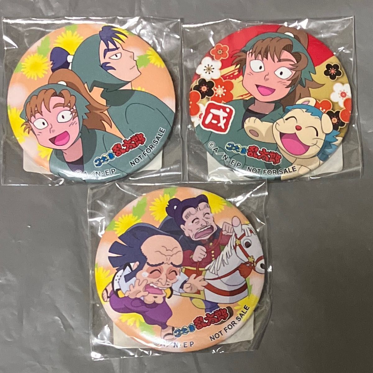 忍たま乱太郎 缶バッジ 善法寺伊作 食満留三郎稗田八方斎 木野 忍たま乱太郎 缶バッジ 善法寺伊作 食満留三郎稗田八方斎 木野
