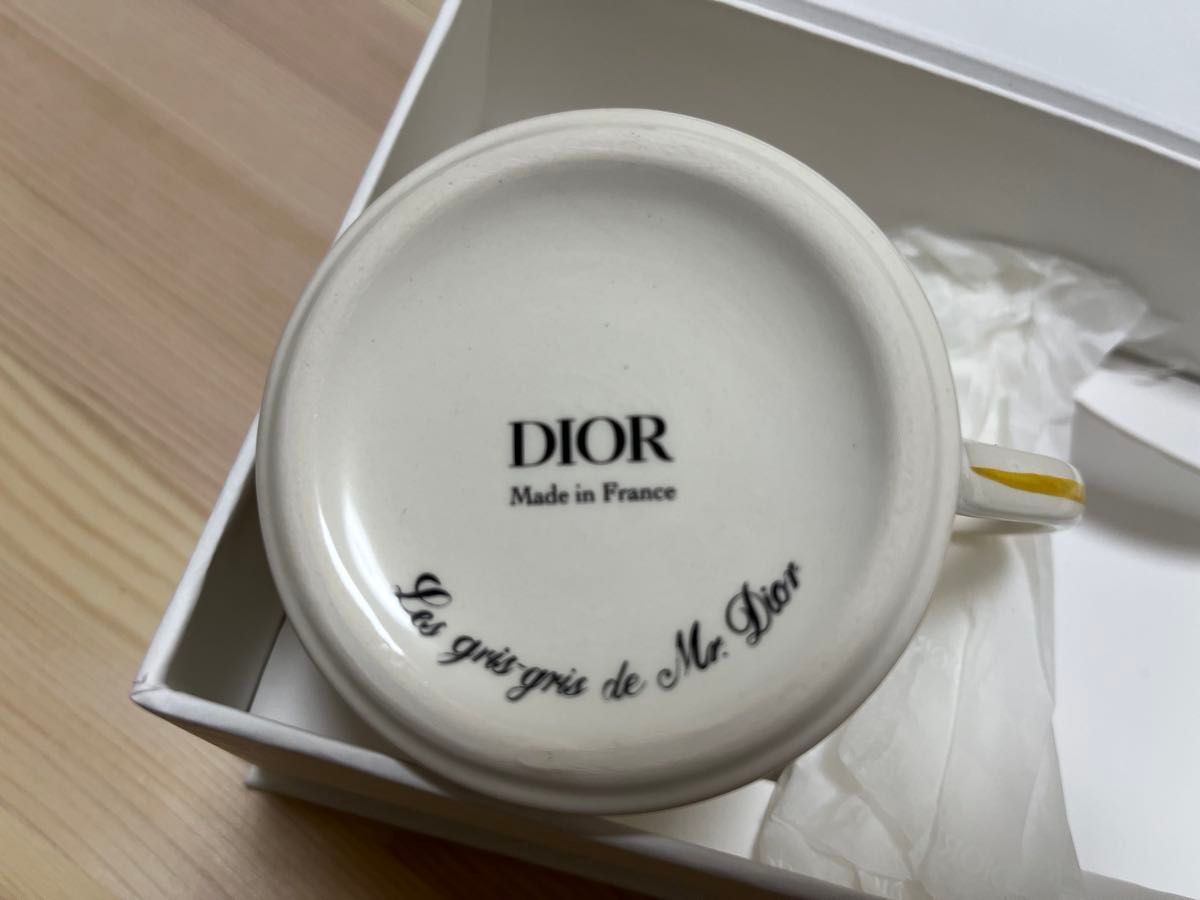 Christian Dior ディオール ギフト ペアマグカップ 新品未使用品 Christian Dior ディオール ギフト ペアマグカップ 新品未使用品