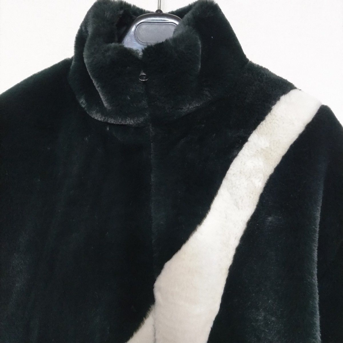 NIKE ナイキ BIG SWOOSH FAUX FUR JACKET スウォッシュ フェイク NIKE ナイキ BIG SWOOSH FAUX FUR JACKET スウォッシュ フェイク