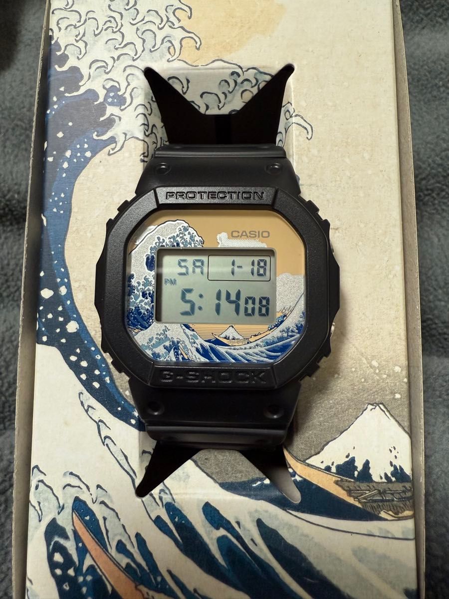 未使用 Gショック 葛飾北斎モデル 2本セット DW-5600KHG24-1JR 未使用 Gショック 葛飾北斎モデル 2本セット DW-5600KHG24-1JR
