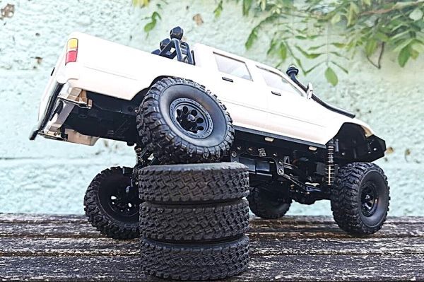 完成品・RTR】WPL C64-1 2.4GHz 1/16 ハイラックス ダブルキャブ 完成品・RTR】WPL C64-1 2.4GHz 1/16 ハイラックス ダブルキャブ
