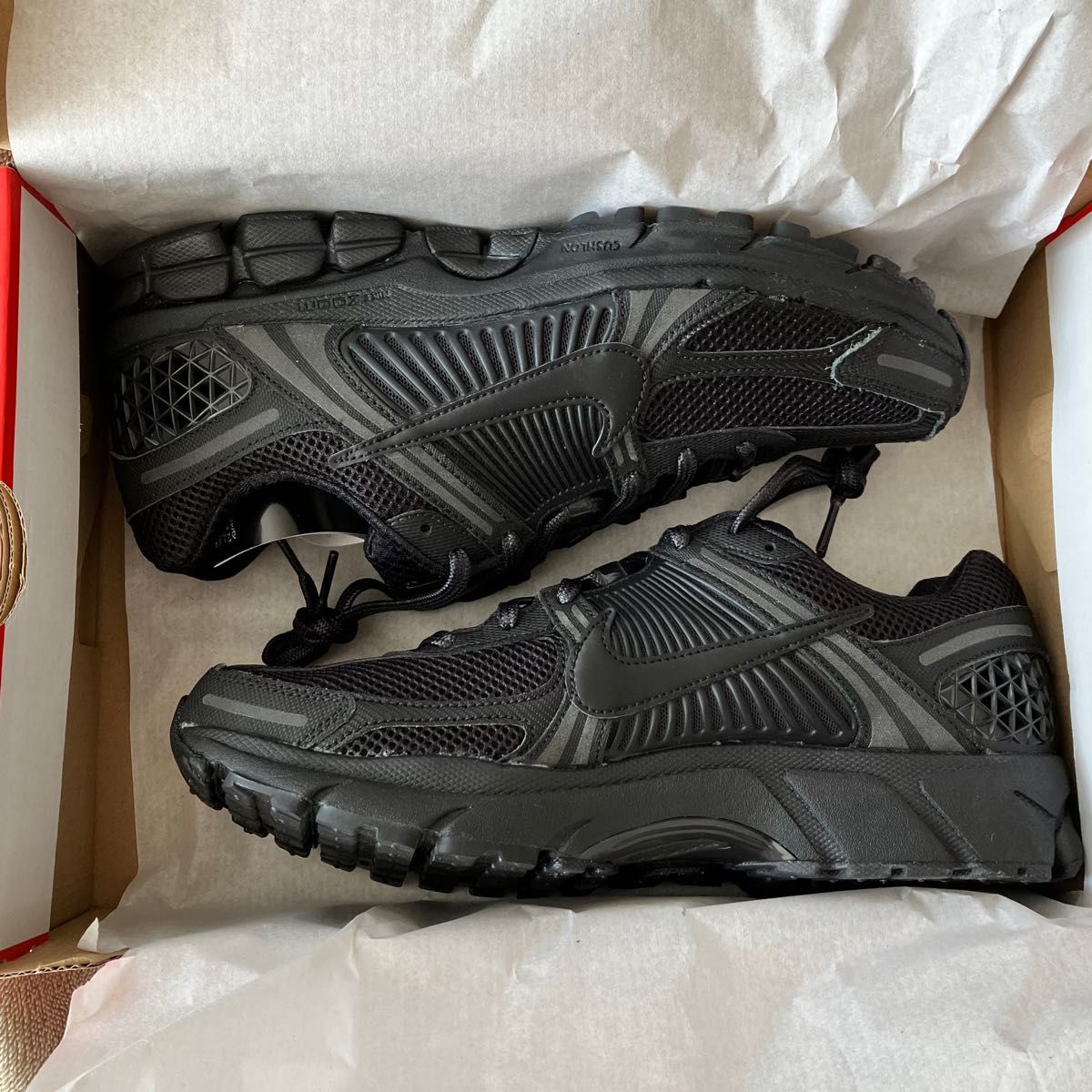 Nike Zoom Vomero 5 Black ナイキ ズーム ボメロ5 ブラック Nike Zoom Vomero 5 Black ナイキ ズーム ボメロ5 ブラック