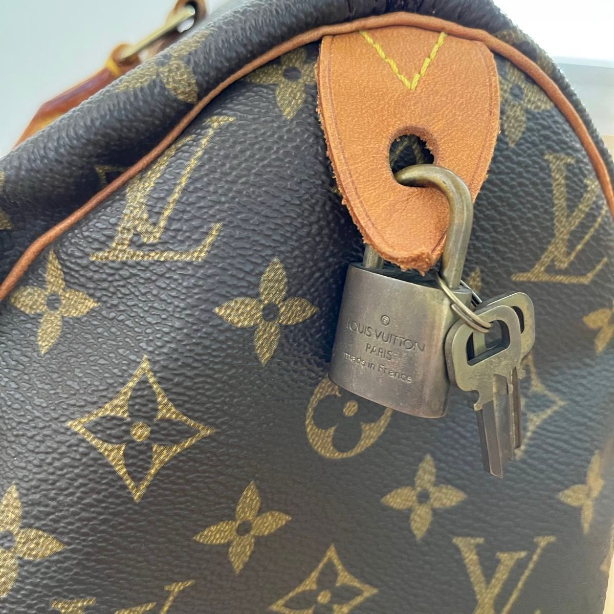 LOUIS VUITTON ルイヴィトン スピーディ30 モノグラム LOUIS VUITTON ルイヴィトン スピーディ30 モノグラム