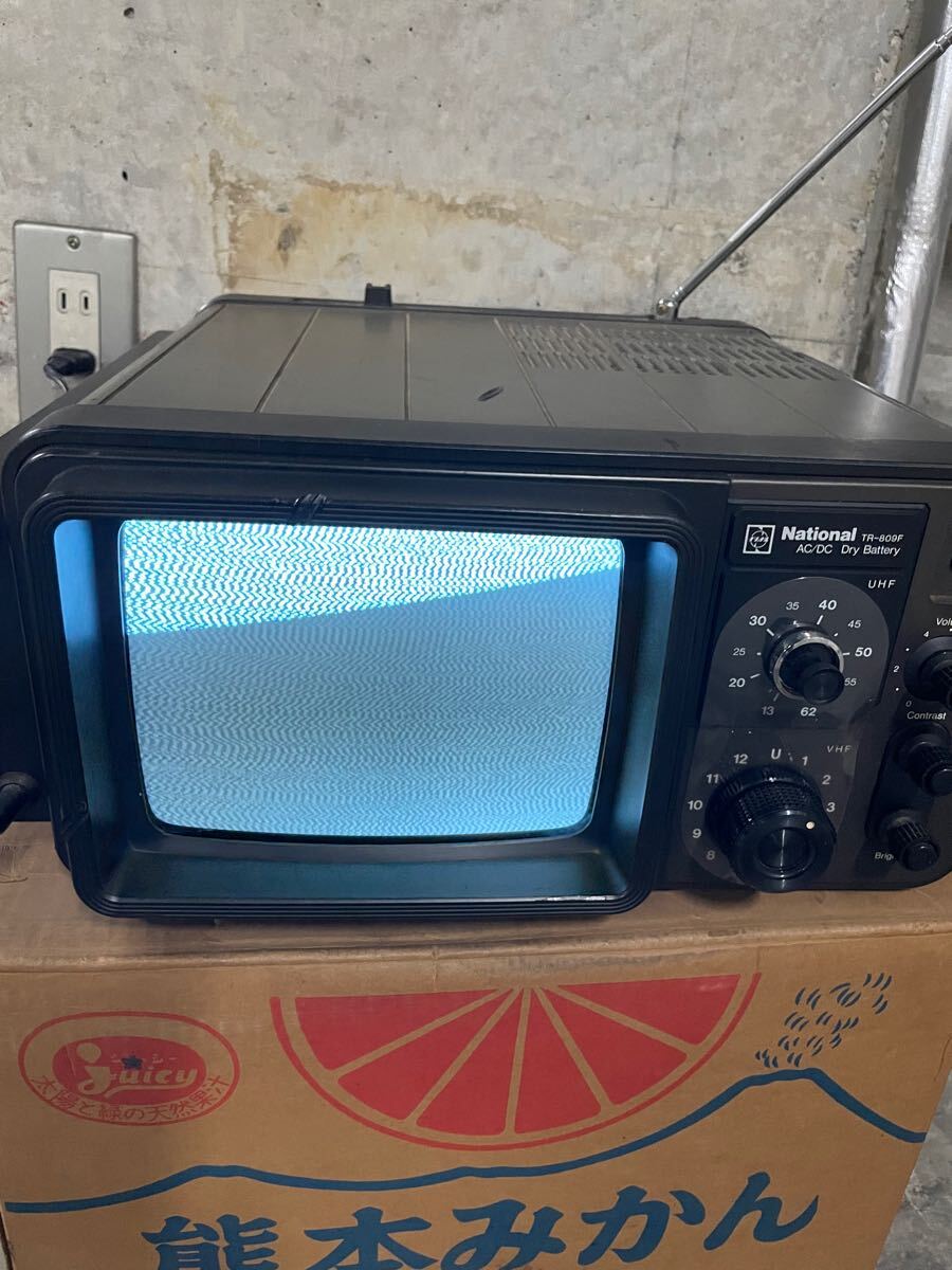 National(ナショナル) ポータブル 白黒テレビ 8型 TransAm National(ナショナル) ポータブル 白黒テレビ 8型 TransAm