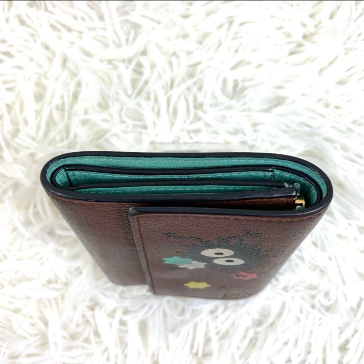 希少 美品 LOEWE ロエベ 3つ折り財布 ジブリコラボ 千と千尋の 希少 美品 LOEWE ロエベ 3つ折り財布 ジブリコラボ 千と千尋の