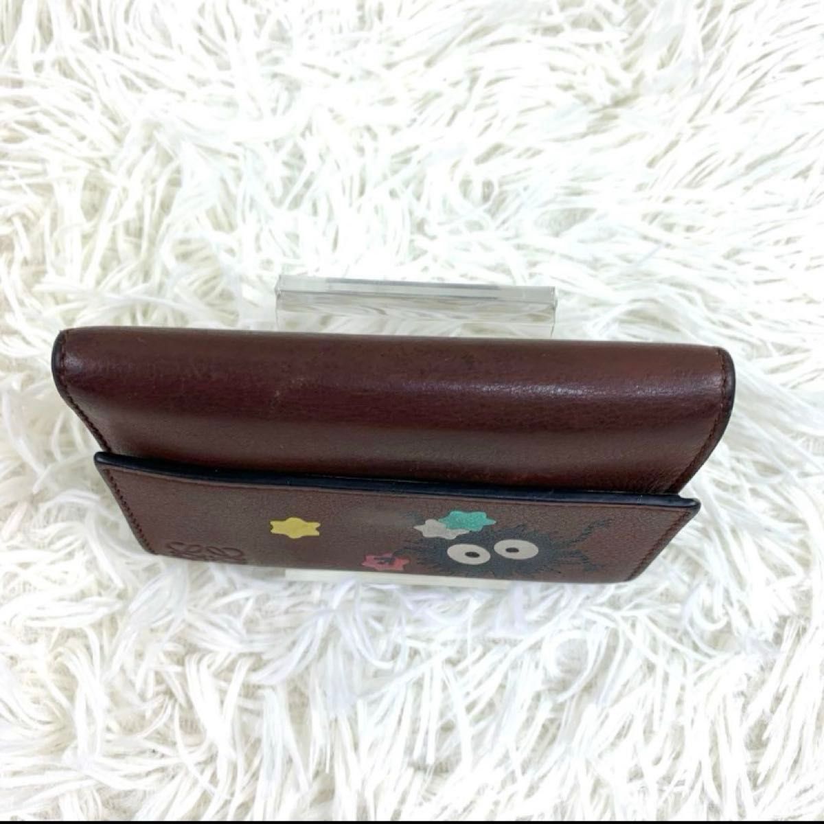 希少 美品 LOEWE ロエベ 3つ折り財布 ジブリコラボ 千と千尋の 希少 美品 LOEWE ロエベ 3つ折り財布 ジブリコラボ 千と千尋の