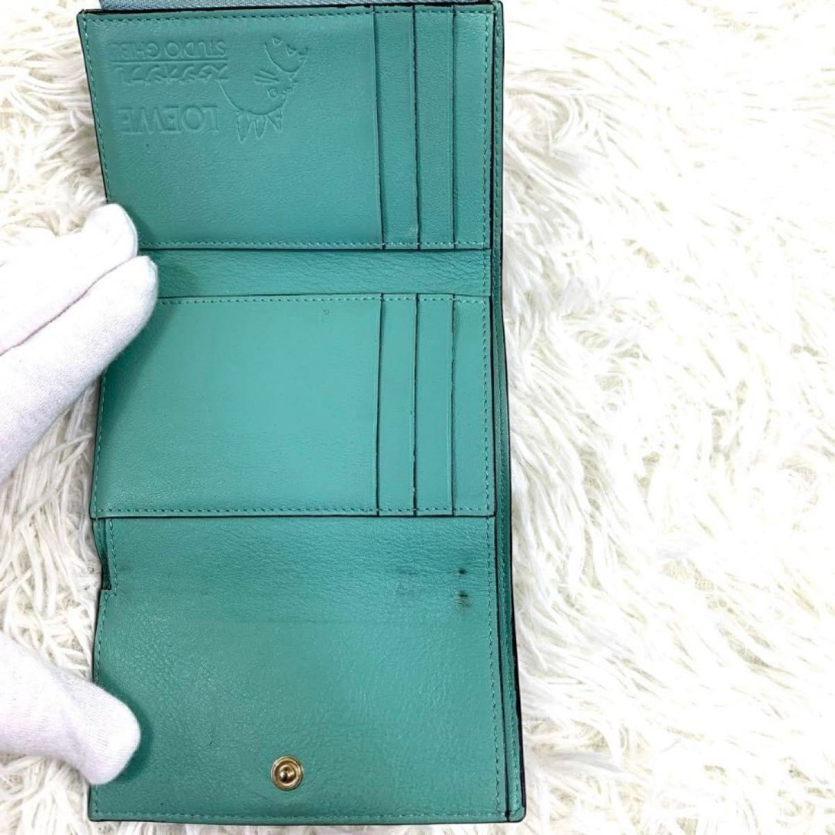 希少 美品 LOEWE ロエベ 3つ折り財布 ジブリコラボ 千と千尋の 希少 美品 LOEWE ロエベ 3つ折り財布 ジブリコラボ 千と千尋の