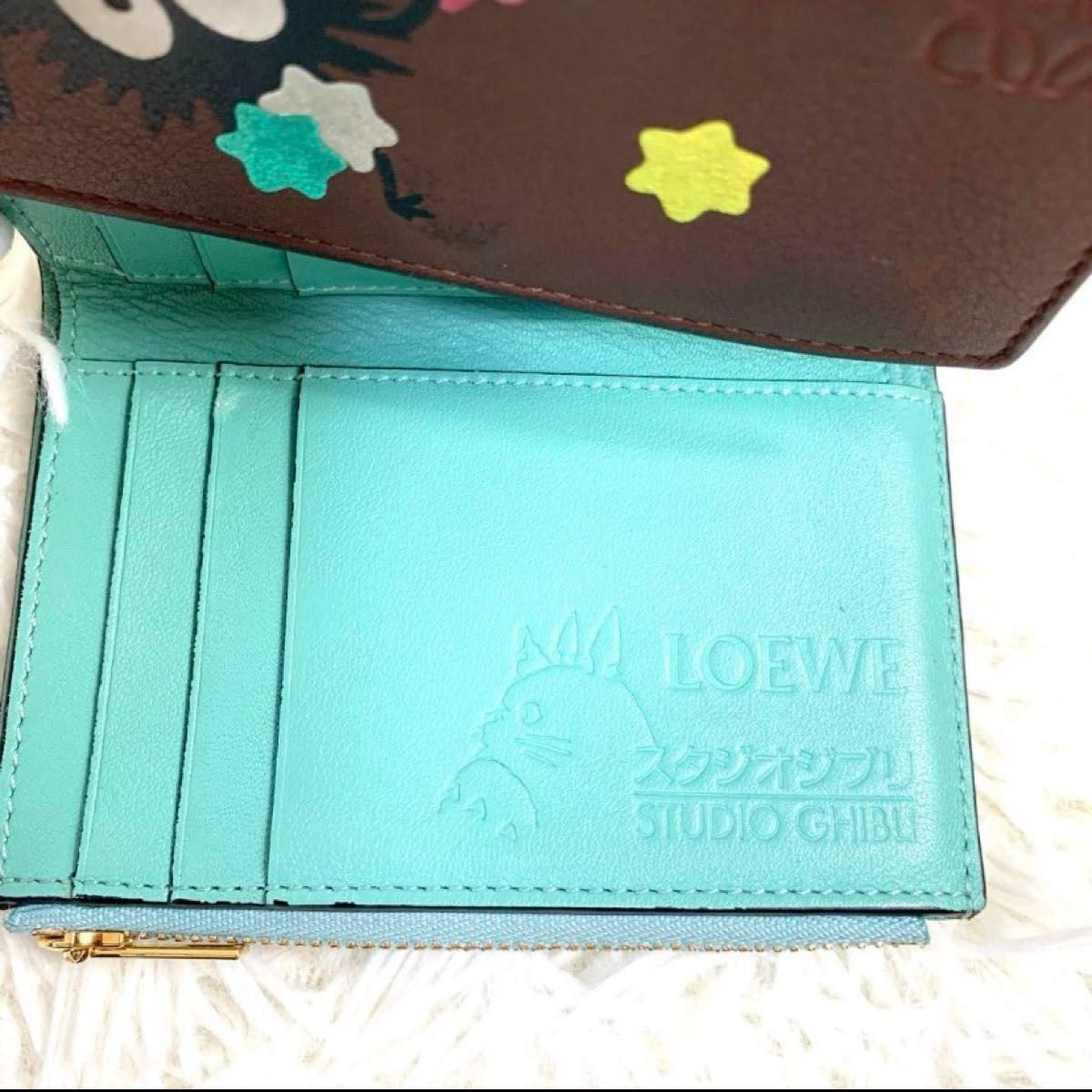 希少 美品 LOEWE ロエベ 3つ折り財布 ジブリコラボ 千と千尋の 希少 美品 LOEWE ロエベ 3つ折り財布 ジブリコラボ 千と千尋の