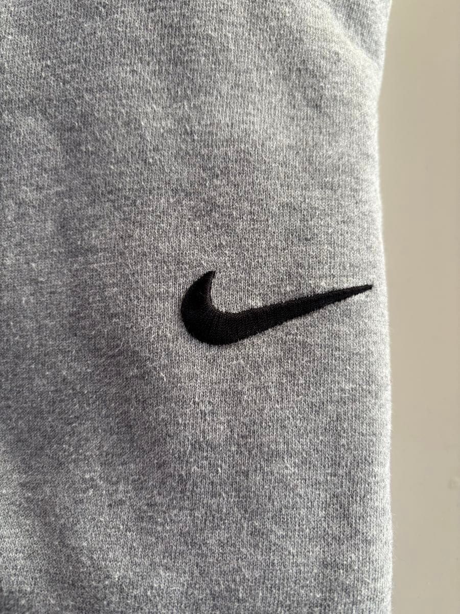 00s 90s NIKE チームタグ 刺繍スウッシュ ナイキ 白タグ 銀タグ 00s 90s NIKE チームタグ 刺繍スウッシュ ナイキ 白タグ 銀タグ