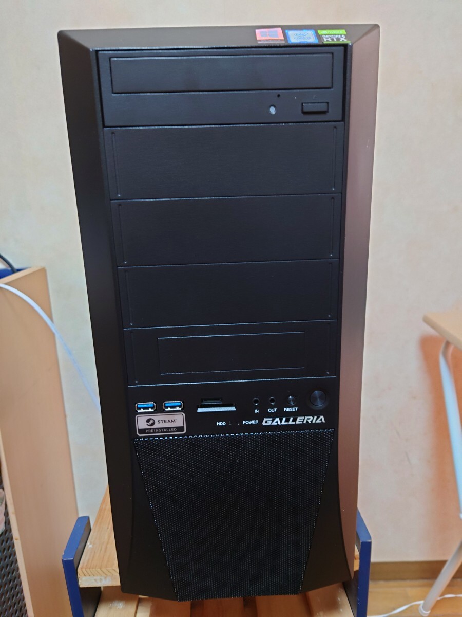 ゲーミングPC RTX2080 intel Core i9 9900K 16GB SSD搭載 ゲーミングPC RTX2080 intel Core i9 9900K 16GB SSD搭載