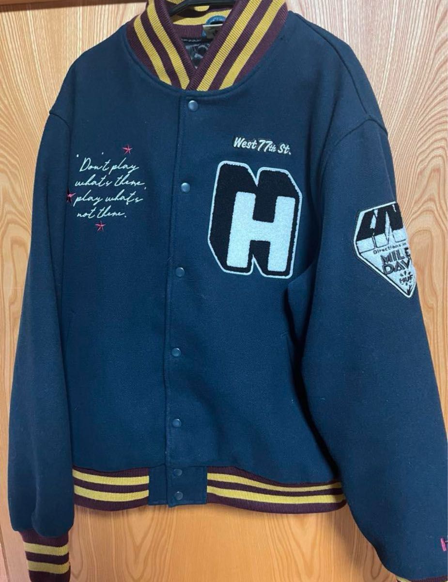 HUF スタジャン