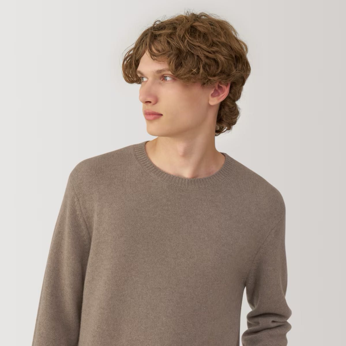 新品】Muji Labo 自然のまんまの色 カシミヤクルーネック 新品】Muji Labo 自然のまんまの色 カシミヤクルーネック
