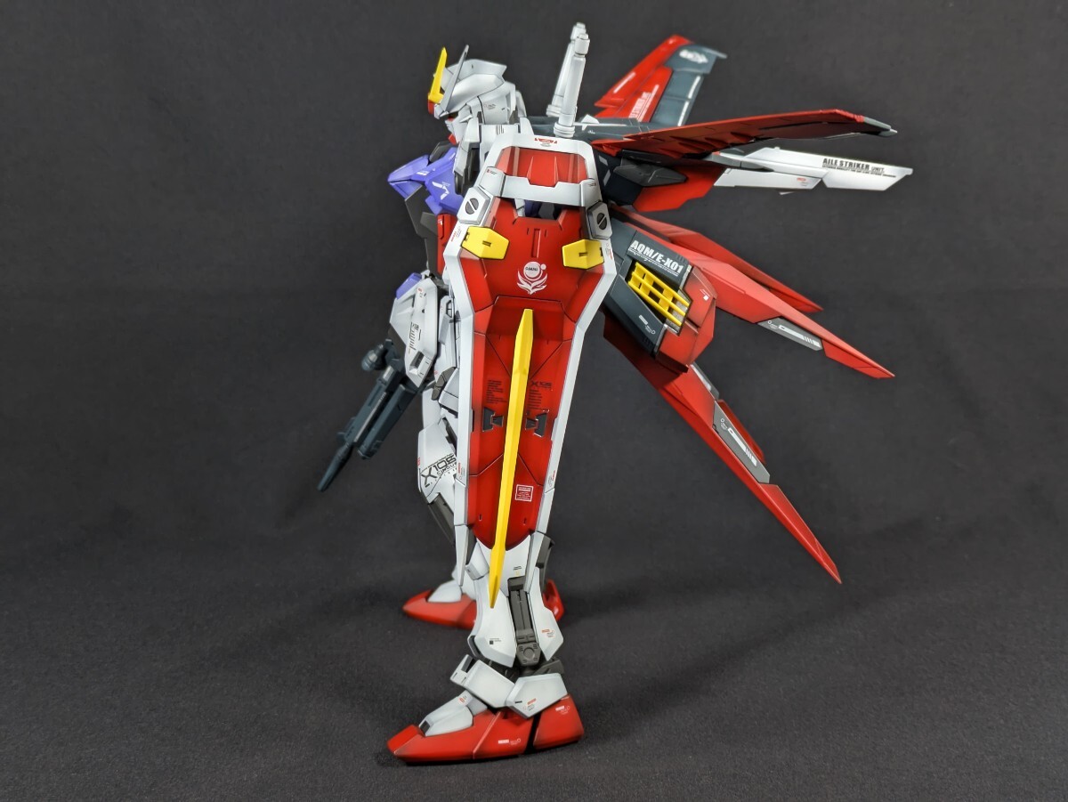 完成品 塗装改修済み バンダイ MG 1/100 エールストライク 完成品 塗装改修済み バンダイ MG 1/100 エールストライク
