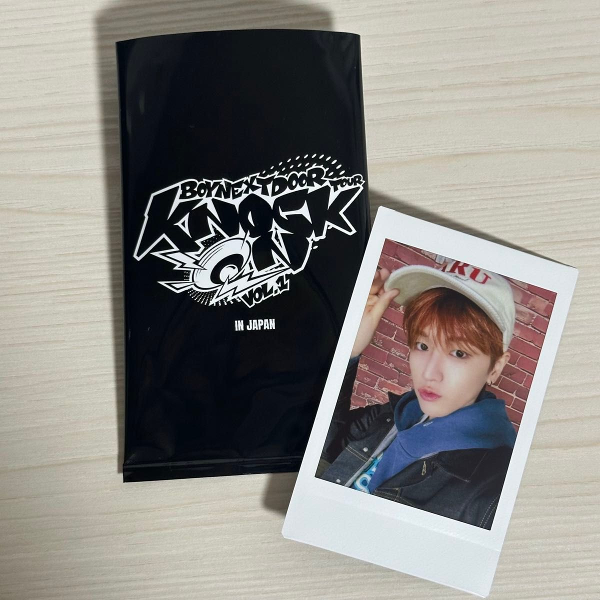 BOYNEXTDOOR KNOCK ON Vol 1 IN JAPAN INSTANT PHOTO CARD リウ BOYNEXTDOOR KNOCK ON Vol 1 IN JAPAN INSTANT PHOTO CARD リウ