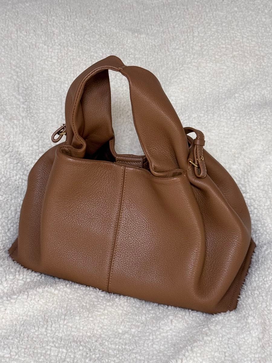 POLENE ポレーヌ Numro Neuf エディション キャメル POLENE ポレーヌ Numro Neuf エディション キャメル