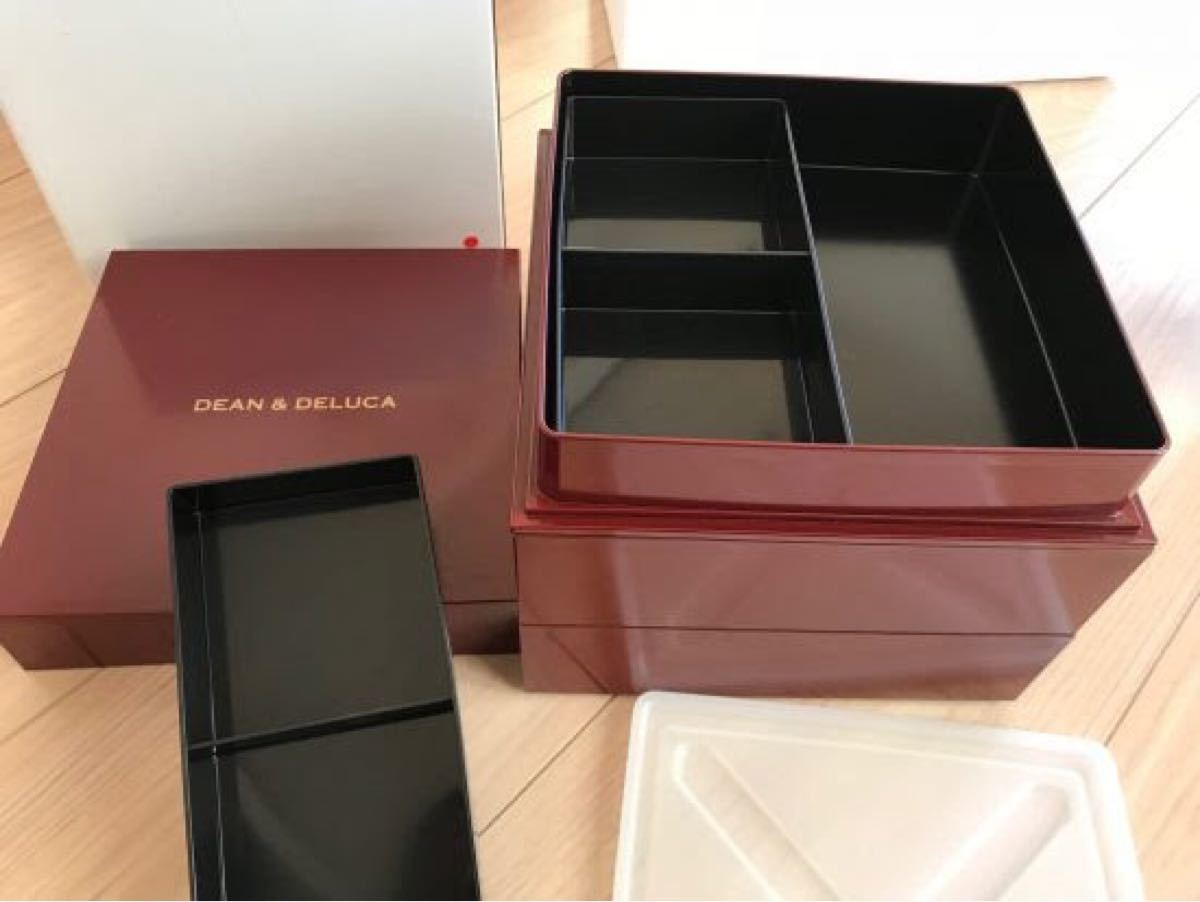 新品レア入手困難 ディーン&デルーカ 限定重箱 三段重 朱赤 新品レア入手困難 ディーン&デルーカ 限定重箱 三段重 朱赤