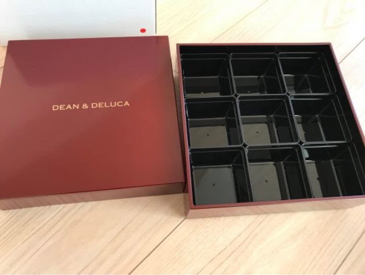 新品レア入手困難 ディーン&デルーカ 限定重箱 三段重 朱赤 新品レア入手困難 ディーン&デルーカ 限定重箱 三段重 朱赤