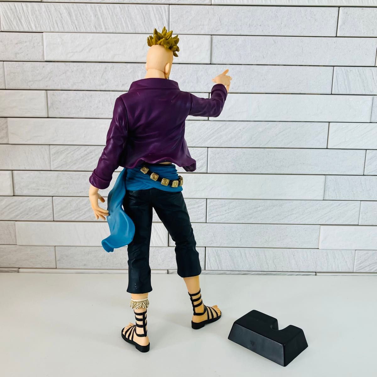 ワンピース 箱無しフィギュア4体セット|Yahoo!フリマ(旧PayPay ワンピース 箱無しフィギュア4体セット|Yahoo!フリマ(旧PayPay