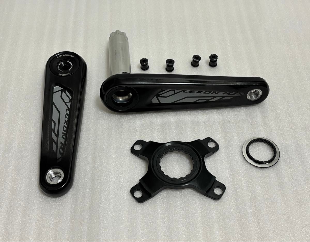 LEXON 超軽量カーボンクランク 167 5mm dub対応 スパイダー LEXON 超軽量カーボンクランク 167 5mm dub対応 スパイダー