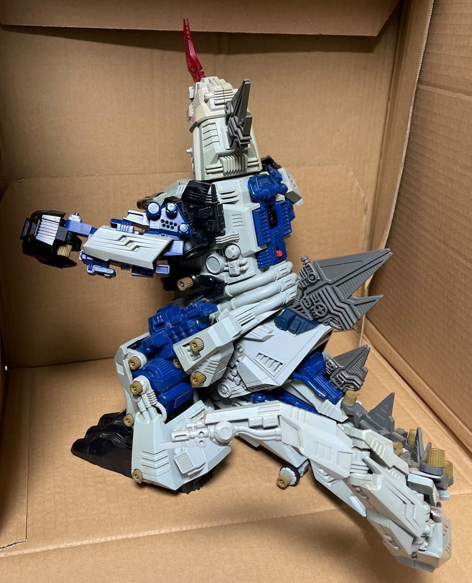 メカ生体ゾイド【キングゴジュラス(ティラノサウルス型)】組立 メカ生体ゾイド【キングゴジュラス(ティラノサウルス型)】組立
