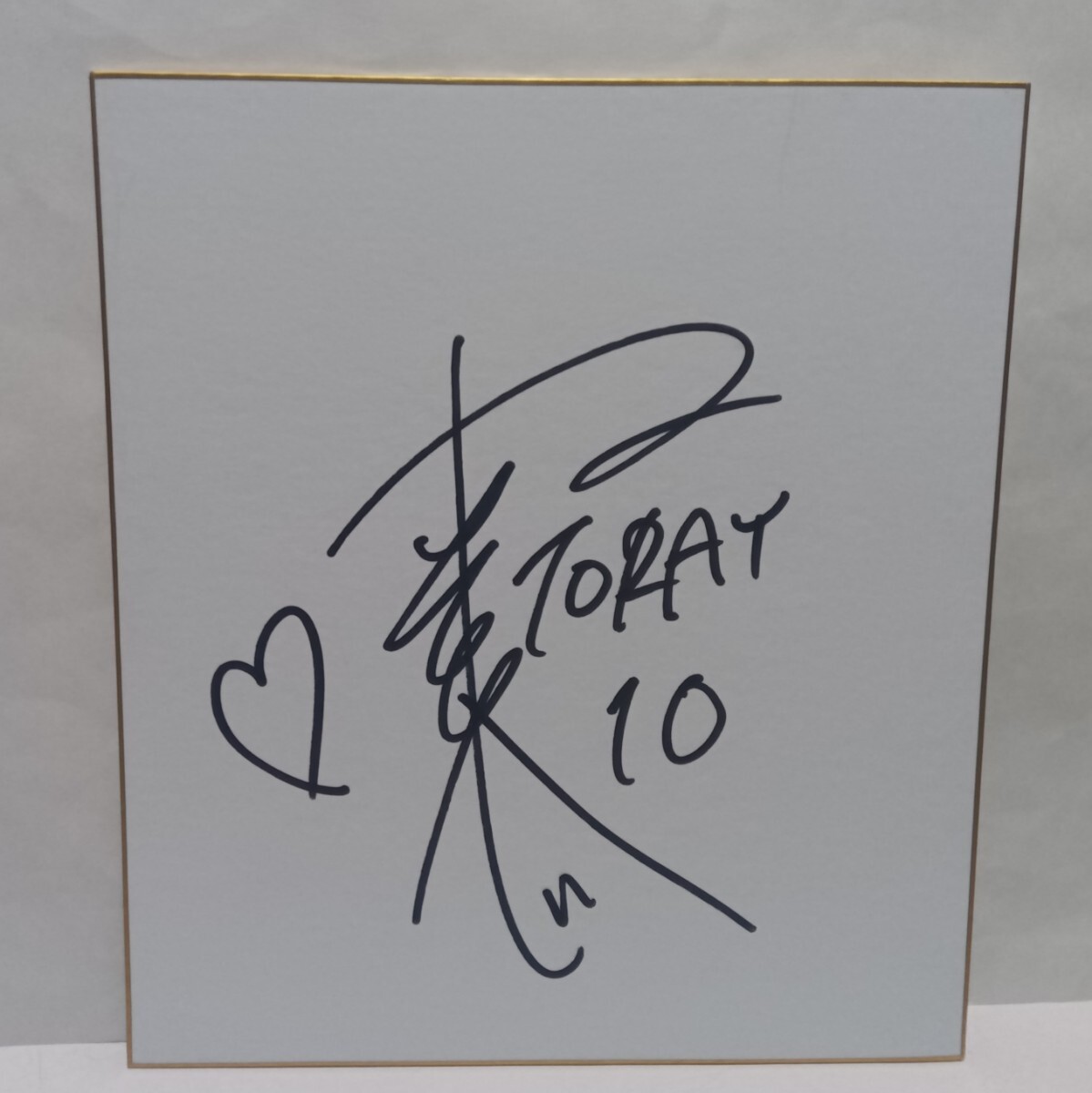 東レアローズ滋賀 谷島里咲 直筆サイン色紙☆写真付/目線あり 東レアローズ滋賀 谷島里咲 直筆サイン色紙☆写真付/目線あり