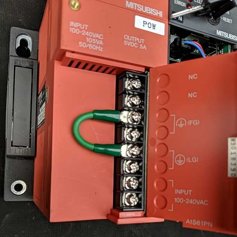 三菱電機 MELSEC-A A1SHCPU A1SX41 A1SY41 A1SJ61BT11 A1S64AD