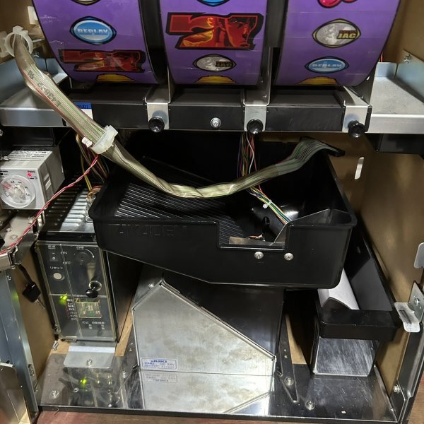 通電確認済 サミー 初代 北斗の拳 無想転生 4号機 パチスロ 通電確認済 サミー 初代 北斗の拳 無想転生 4号機 パチスロ